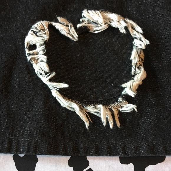 Western inspired handmade vest w/🖤fringe - Picture 2 of 8